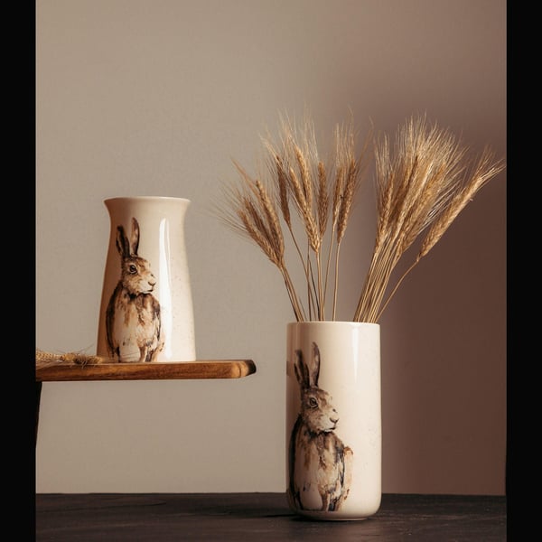 Meg Hawkins Liten Keramikvas - Hare 11 X 17.8cm