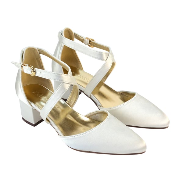 XY London Dam Cynthia Ankelrem Mellanhög Blockklack Pumps