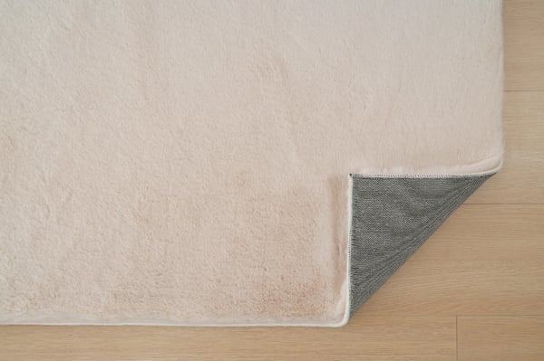 Rabbit Lux Ljusbeige Pelsmåtte 160x230 cm