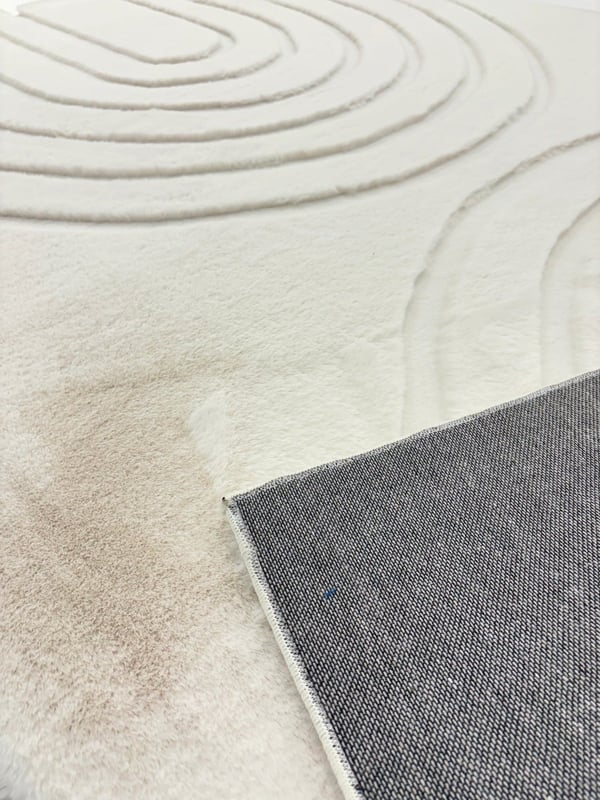 Rabbit Zen Offwhite 240x340 cm