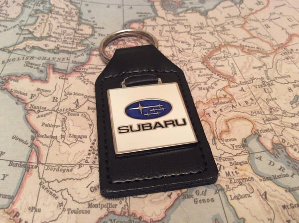 SUBARU ENAMEL Quality Black Real Leather Keyring 1
