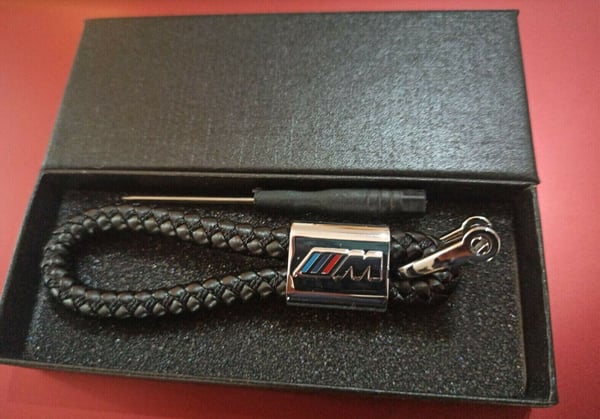BMW M SPORTS Luxury leather keyring keychain fob Gift box