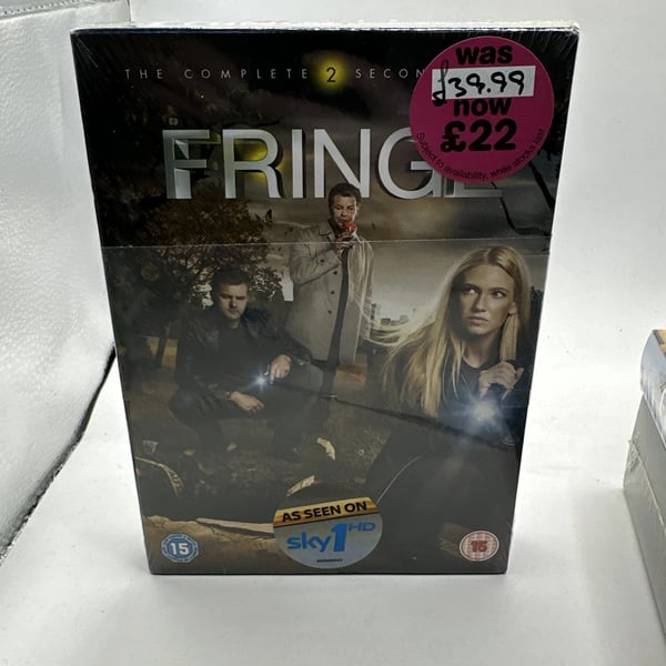 FRINGE COMPLETE SERIES SEASON 2 DVD Set - - Release R2 Region 2 Brand New