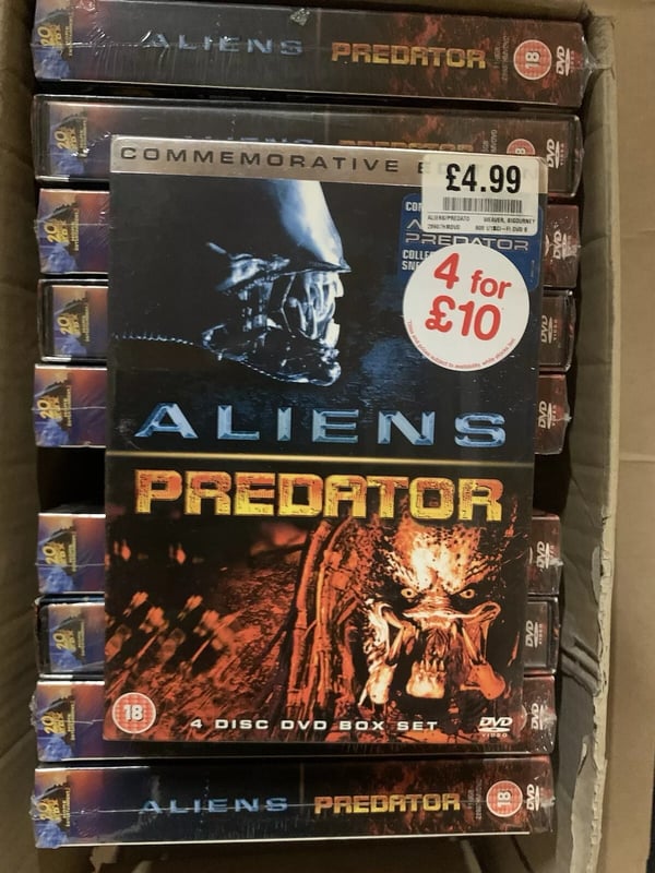 Aliens - Predator DVD Sci-Fi & Fantasy (2004) Arnold Schwarzenegger Region 2 Brand New Aliens - Predator DVD Sci-Fi & Fantasy (2004) Arnold Schwarzenegger Region 2 Brand New
