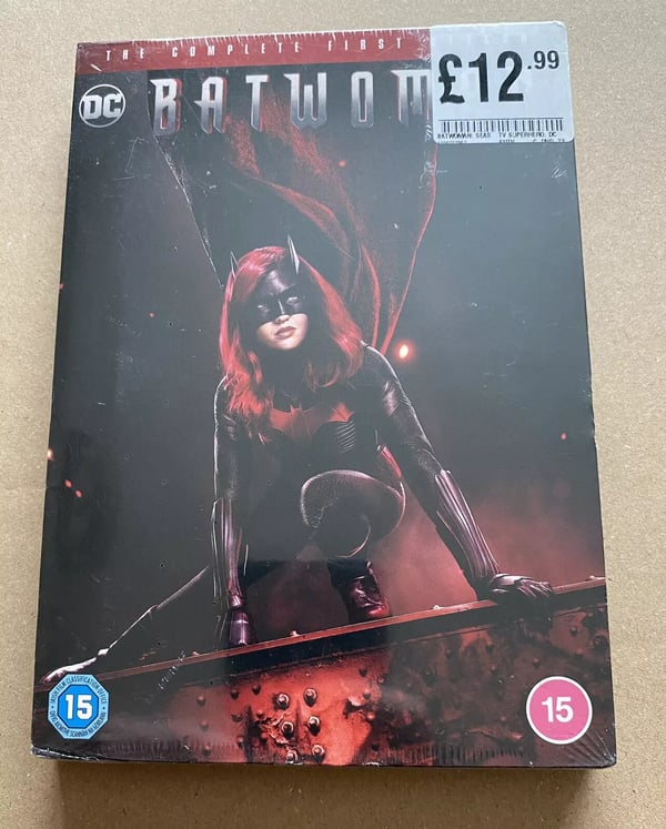 Batwoman: The Complete First Season [15] DVD Box Set Region 2 Brand New