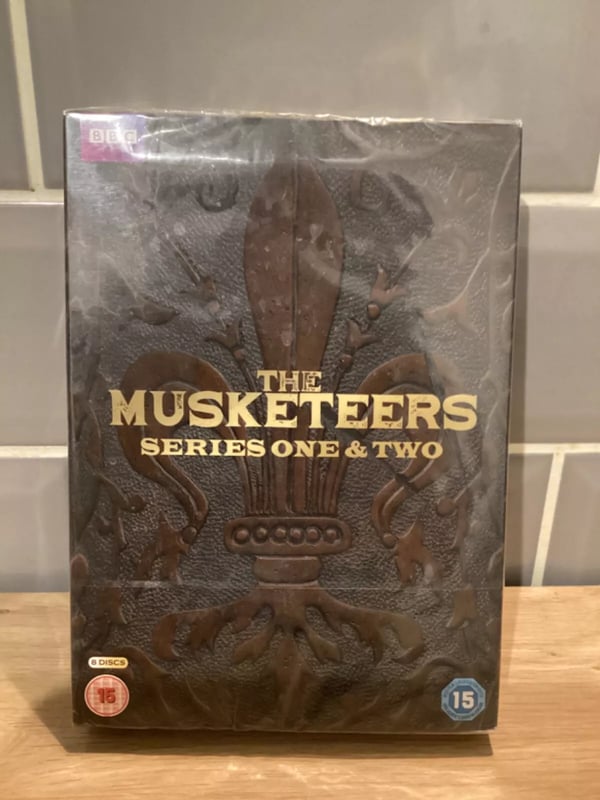 The Musketeers Boxset DVDs Series 1 & 2 BBC (15) Region 2 Brand New The Musketeers Boxset DVDs Series 1 & 2 BBC (15) Region 2 Brand New