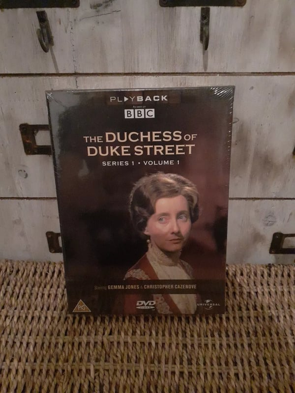 Duchess Of De Street - Series 1 Vol 1 (DVD, 3-Disc Box Set) Region 2 Brand New Duchess Of De Street - Series 1 Vol 1 (DVD, 3-Disc Box Set) Region 2 Brand New