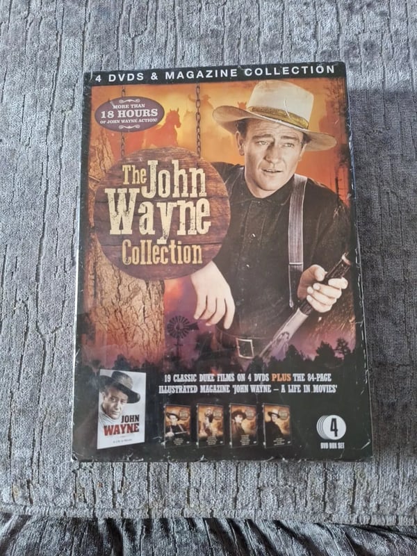 THE JOHN WAYNE COLLECTION 4 DVD's & MAGAZINE 18 HOURS 19 FILMS BOXSET Region 2 Brand New