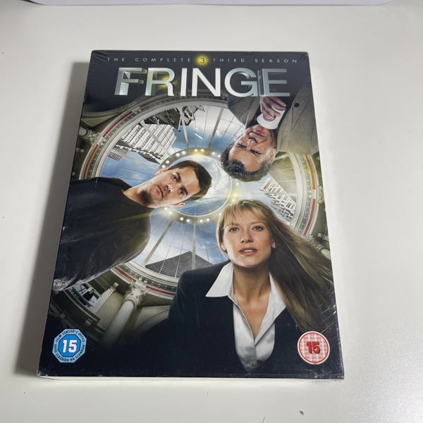Fringe - Series 3 dvd box set Region 2 Brand New