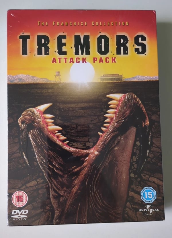 Tremors - Attack Pack - Tremors/Tremors 2-4 DVD Box Set Region 2 Brand New
