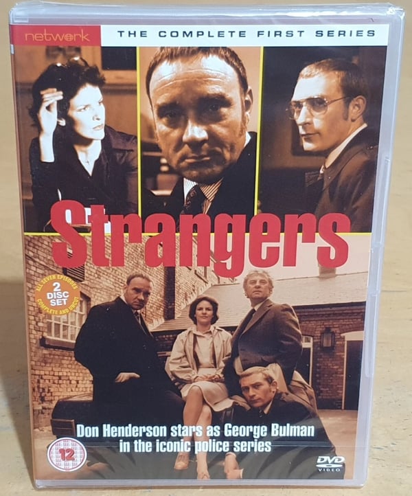 Strangers: Den komplette første sæson DVD-boks