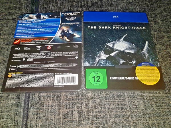 The Dark Knight Rises Limited Edition Steelbook 2-Discs Blu-Ray + Calendar + Region 2 Brand New