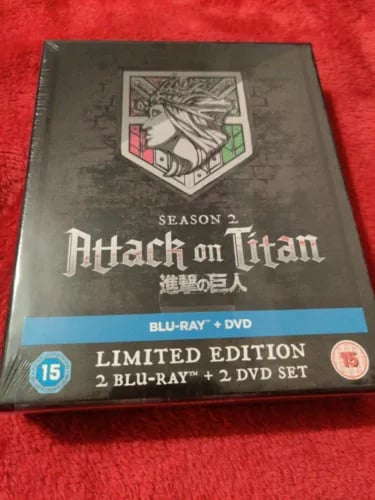 Attack on Titan Säsong 2 Blu-ray Limited Collectors Edition