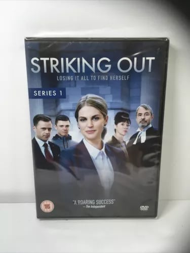 Striking Out: Komplett serie 1 (DVD, 2018, Region 2) Striking Out: Komplett serie 1 (DVD, 2018, Region 2)