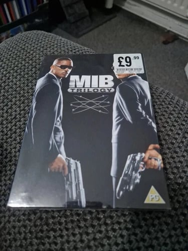Men In Black/Men In Black 2/Men In Black 3 DVD, 2015) Region 2 Brand New