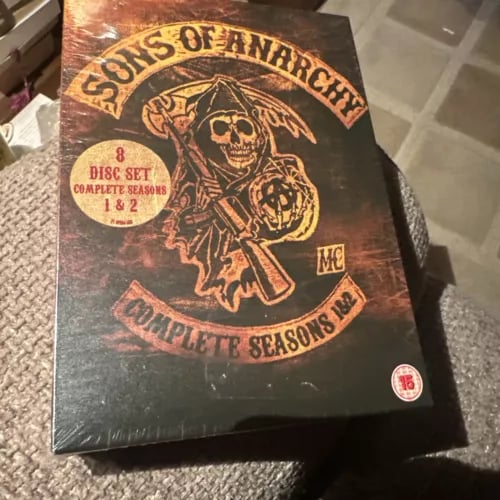 Sons Of Anarchy - Series 1-2 - Complete (DVD) 100% Seller Region 2 Brand New