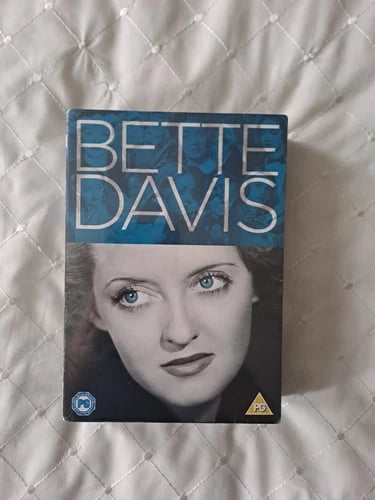 Bette Davis - Anniversary Collection (Box Set) (6x DVDs, 2008) Region 2 Brand New Bette Davis - Anniversary Collection (Box Set) (6x DVDs, 2008) Region 2 Brand New
