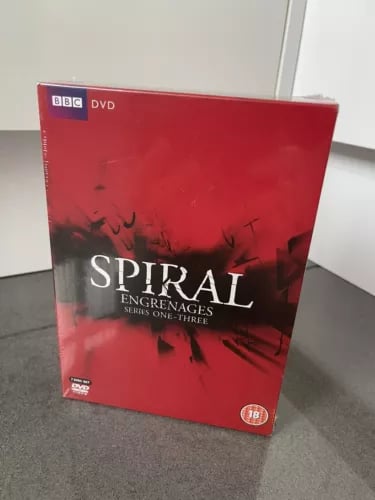 Spiral (Engrenages) Kausi 1-3 Boksisarja (DVD)