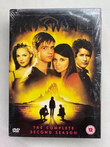 Roswell Complete Season 2 (light wear on box corners) - DVD Release ! Region 2 Brand New