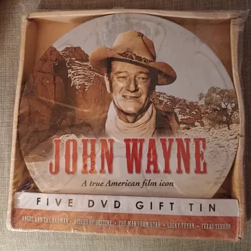John Wayne - 2015 , 5 DVD Gift Tin - Reg '0' - - . Region 2 Brand New