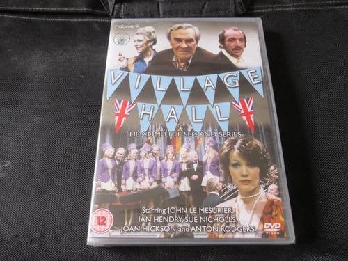 Village Hall - Hele Anden Serie 2 DVD Boks Village Hall - Hele Anden Serie 2 DVD Boks