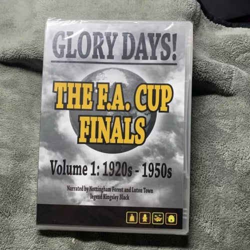 Glory Days: FA Cup Finals Vol. 1 (1920-1950) – Sportdokumentär DVD (Region 2) Glory Days: FA Cup Finals Vol. 1 (1920-1950) – Sportdokumentär DVD (Region 2)