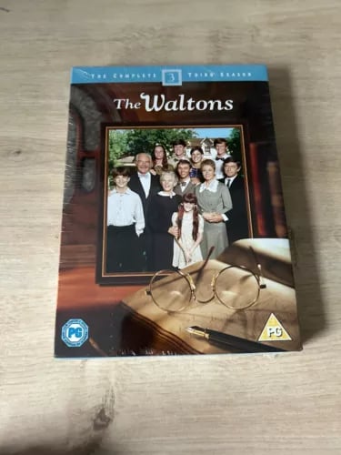 The Waltons - Den Komplette Tredje Sæson (DVD Boksæt, 5 diske) The Waltons - Den Komplette Tredje Sæson (DVD Boksæt, 5 diske)