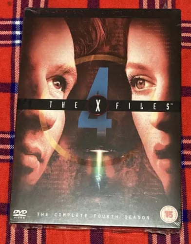 The X-Files: The Complete Fourth Season (DVD, 1996) Region 2 Brand New