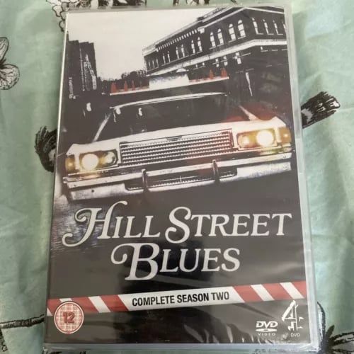 Hill Street Blues - Complete Season 2 DVD Boxset (5 Discs) - Region 2 Brand New Hill Street Blues - Complete Season 2 DVD Boxset (5 Discs) - Region 2 Brand New
