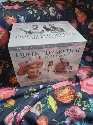 Queen Elizabeth II & The Royal Family DVD 10 Discs Box Set 1917 To 2012 - Region 2 Brand New