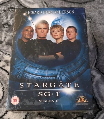 STARGATE SG-1 COMPLETE SEASON 6 DVD BOX SET 6 DISCS Region 2 Brand New