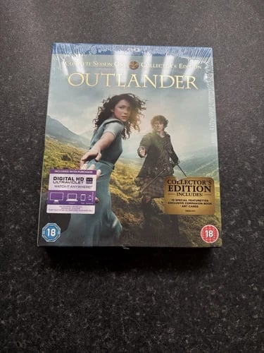 OUTLANDER Complete Season 1 Collectors Edition Blu-ray Release Series One Region 2 Brand New