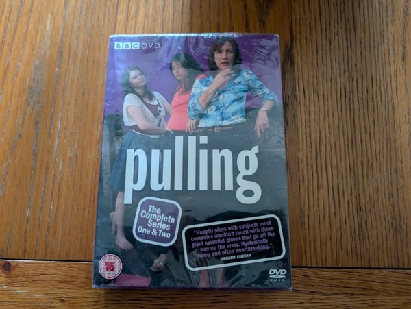 PULLING Hele Serier 1 & 2 (DVD-boks, 2008)