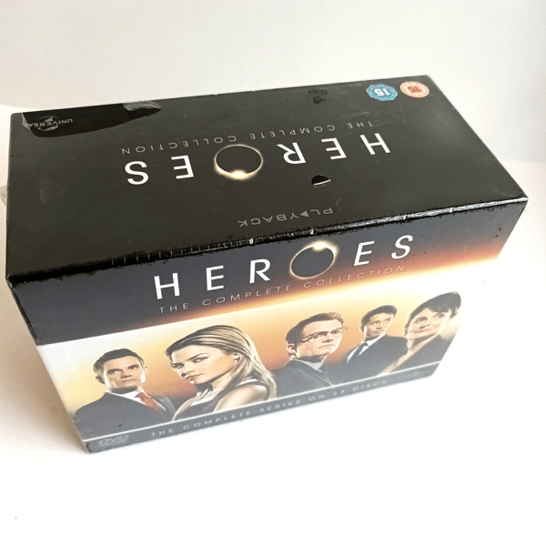 Heroes: Kokoelma Kausi 1-4 (23-levyn Box Set)