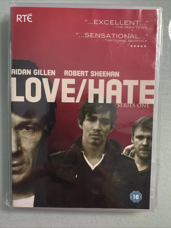 LOVE / HATE DVD Aidan Gilles Robert Sheehan Release R2 Brand New