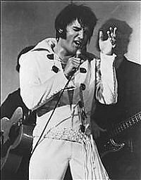The Elvis Collection: Maestros from the Vaults (3 DVD Boksæt) The Elvis Collection: Maestros from the Vaults (3 DVD Boksæt)