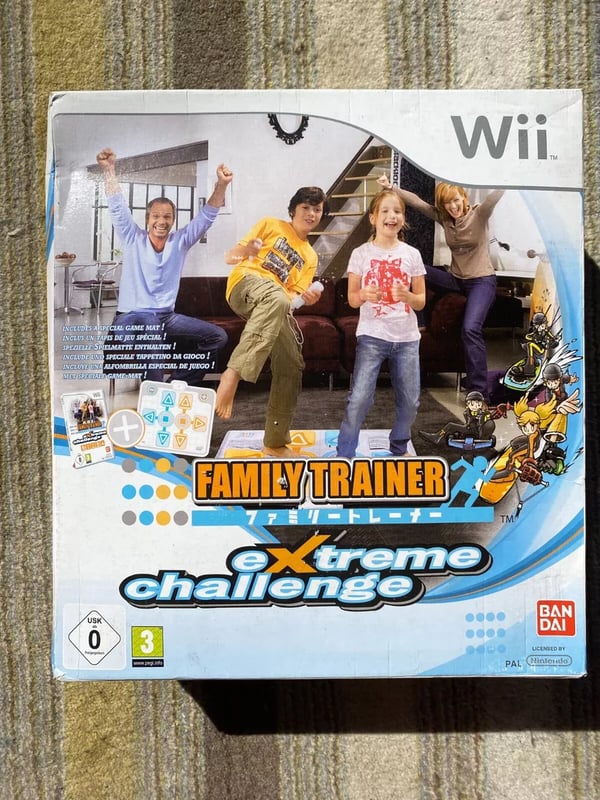 Family Trainer Extreme Challenge (light wear on box) Wii Release Brand New