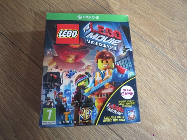 The LEGO Movie Video Game Xbox One 2014 with Limited Ed Western Emmet Toy Brand New