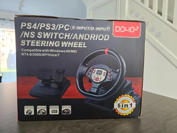 Plug and Play Gaming Steering Wheel and Pedals Plug and Play 180 Degree Brand New