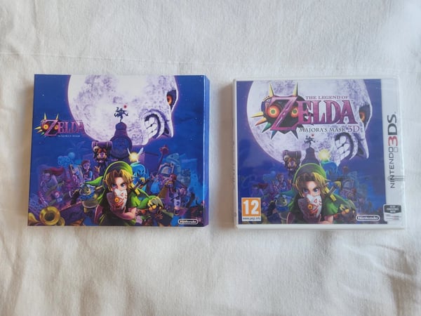 The Legend of Zelda: Majora's Mask 3D Limited Edition with Slipcover 2015 Brand New The Legend of Zelda: Majora's Mask 3D Limited Edition with Slipcover 2015 Brand New