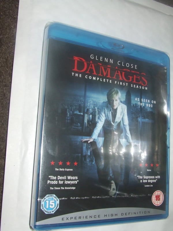 Damages Series 1 Complete 3 BLU RAY (3 Disc Set) Glenn Close Brand New Damages Series 1 Complete 3 BLU RAY (3 Disc Set) Glenn Close Brand New