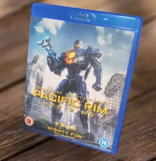 Pacific Rim Uprising blu ray Run time 111 min approx foil P&P Free Brand New