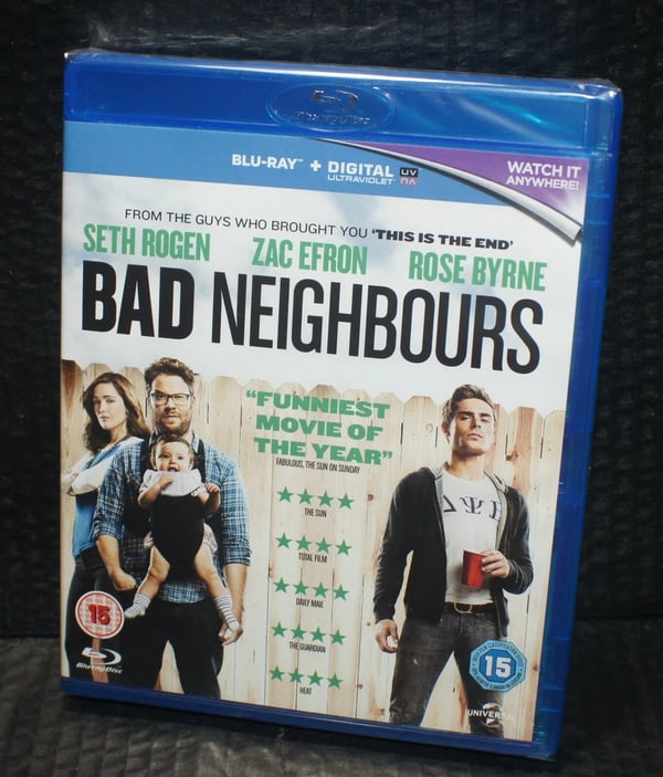Bad Neighbours blu ray Run time 87 min approx foil P&P Free Brand New