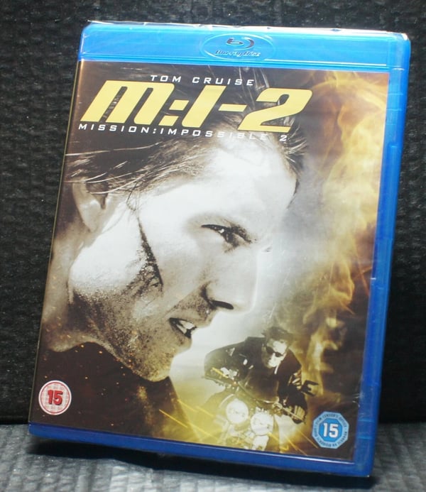 Mission Impossible 2 blu ray Run time 123 min approx foil P&P Free Brand New