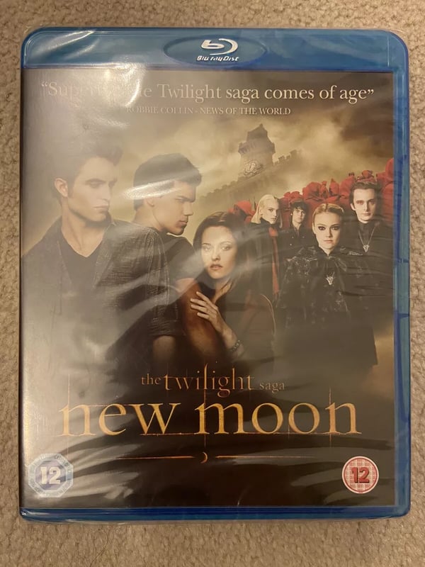 The Twilight Saga Moon BluRay DVD Kristen Stewart Brand Brand New