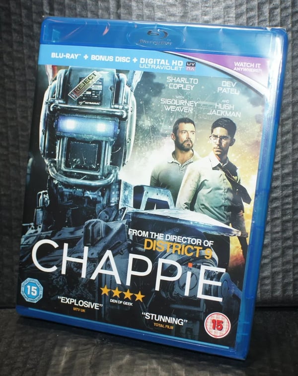 Chappie blu ray Run time 120 min approx foil P&P Free Brand New