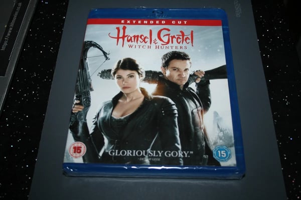 Hansel And Gretel Witch Hunters EXT Edition (Bluray,2013) . Cert 15. Brand New