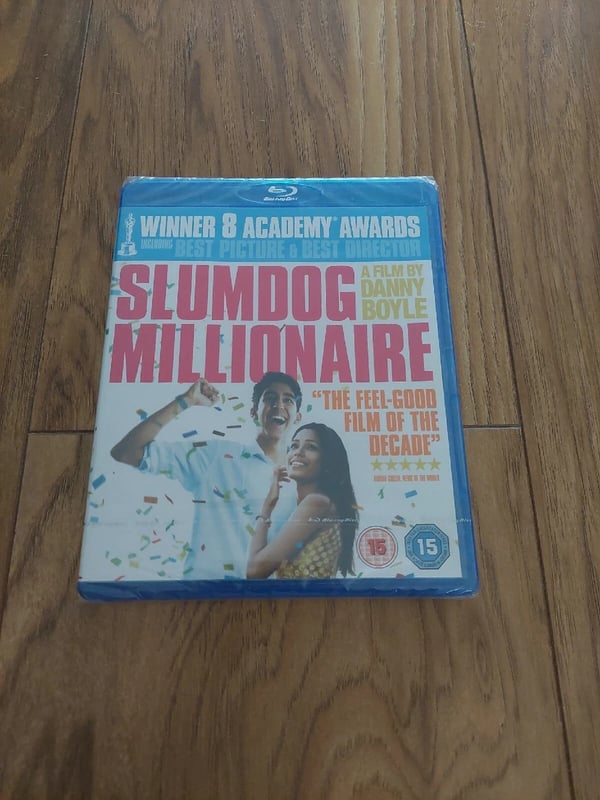 Slumdog Millionaire BluRay Brand New