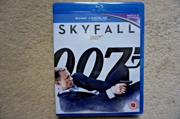 BLURAY JAMES BOND SKYFALL STOCK Brand New BLURAY JAMES BOND SKYFALL STOCK Brand New