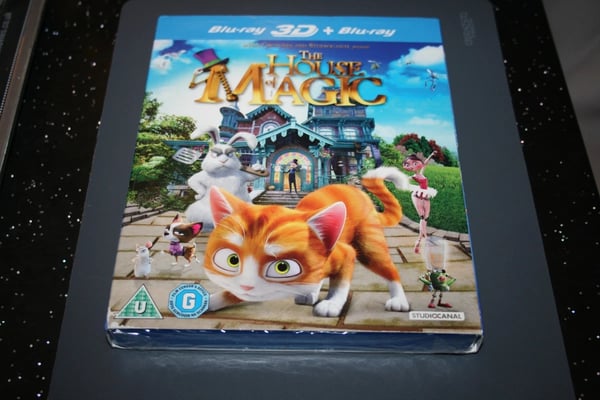 The House Of Magic (Bluray 3D + 2D, 2014) . Cert U. + Slip Cover. Brand New